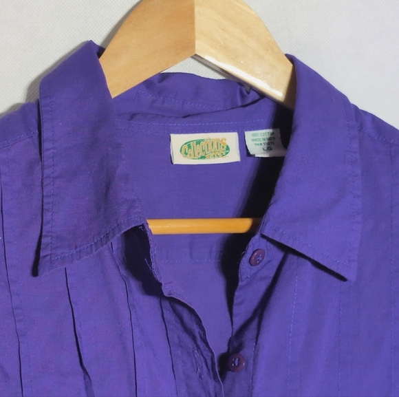 Collections Etc Sz L Pleated Purple Button-Up Shirt - Picture 3 of 6